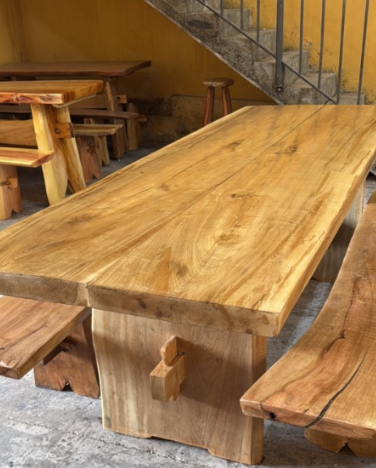 Mesa Rústica Longa